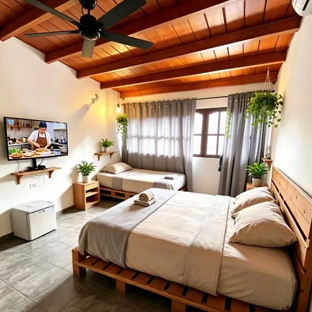 Bonita Privada Cómoda Económica - Aire - Smarttv - Baño Privado - Excelente Ubicación 3*